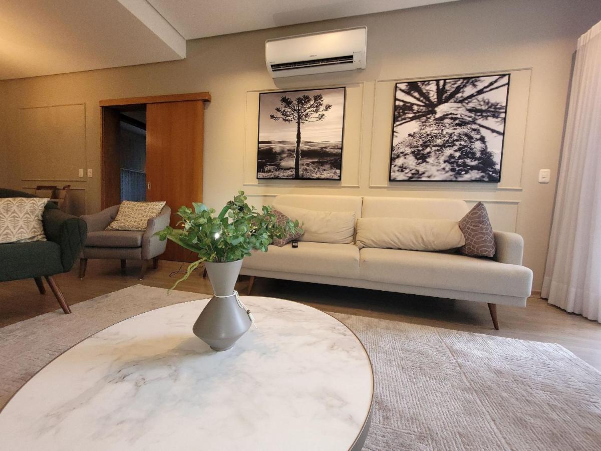 Apto 103 B,2, Proximo A Museus E Restaurantes, Condominio Com Piscina Aquecida. กรามาโด ภายนอก รูปภาพ